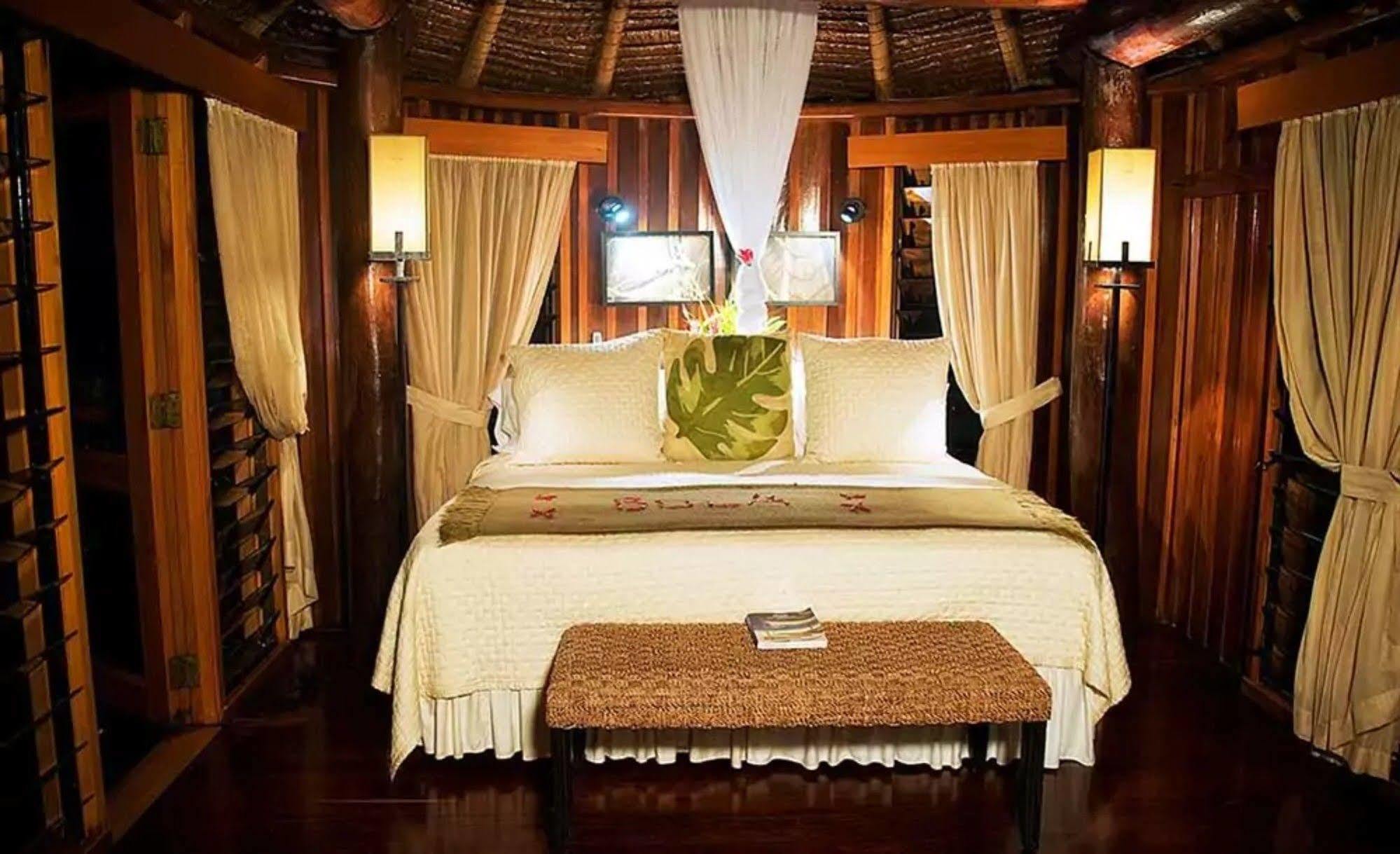 Namale Resort And Spa Savusavu Exteriör bild