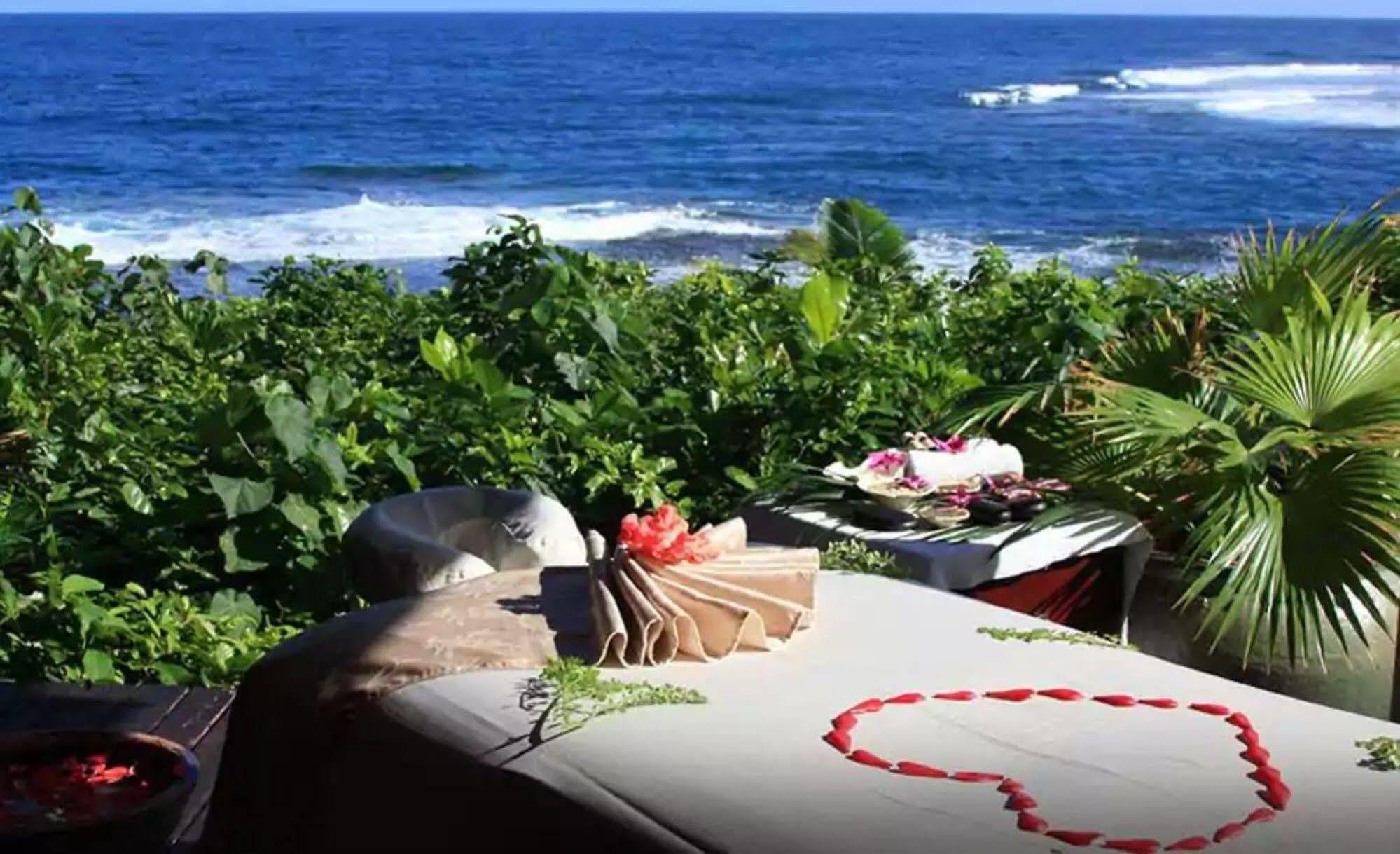 Namale Resort And Spa Savusavu Exteriör bild